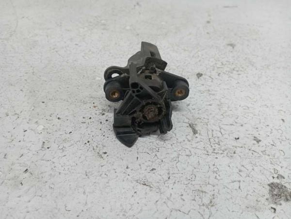 POIGNEE DE HAYON PEUGEOT 107 - Vue 3